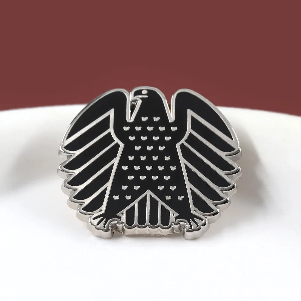 German Federal Black Hawk Brooch National Symbol Metal Badge Vintage Industrial Style Collection Lapel Pin Backpack Decoration