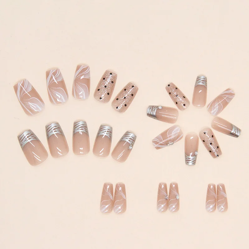 24pcs Silver French Vintage Spring Summer Fashion False Nails To Stick Artificial Press on Nails for Girls Fake Nails with Glue