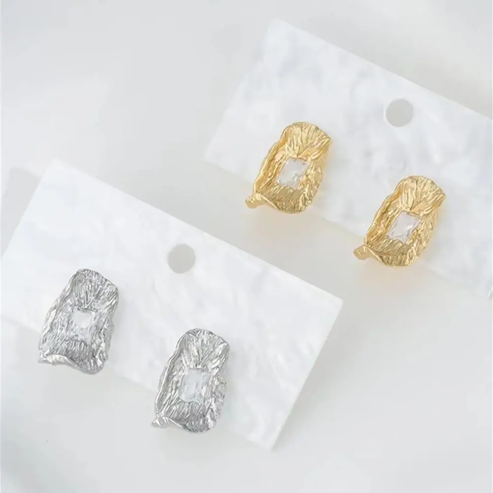 

14K Gold Inlaid Rectangular Zircon Leaf Pattern Lotus Leaf Shaped Abstract Earrings 925 Silver Needle High-end Ear Jewelry E401