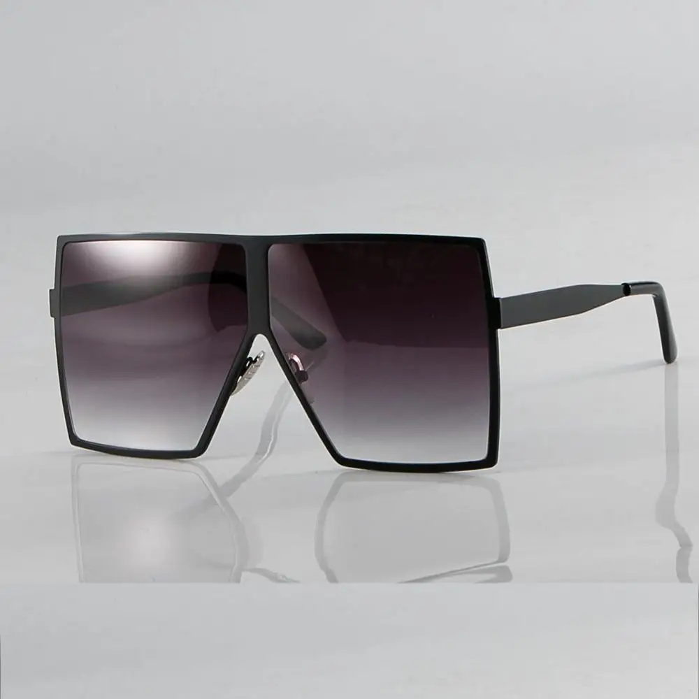 Bling Gold Oversized Square Sunglasses For Women Metal Frame  display picture 2
