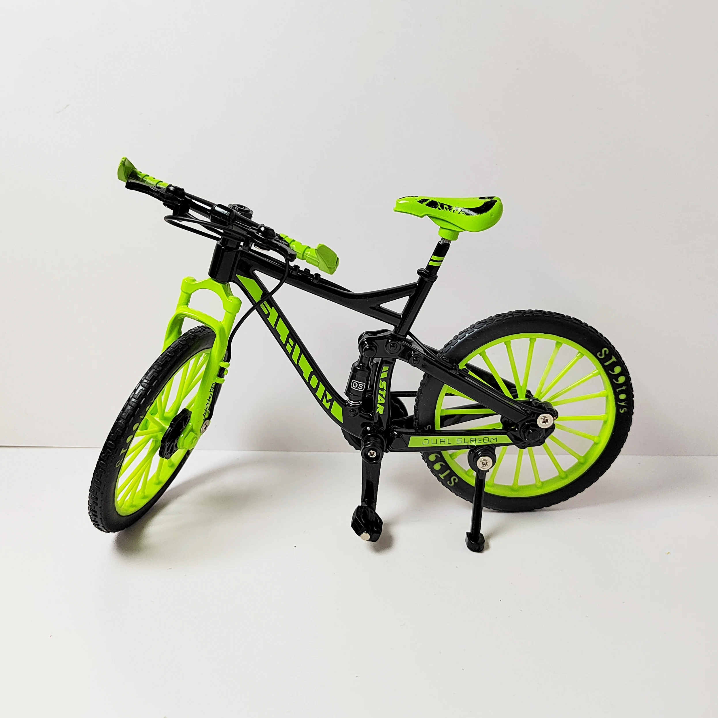 1：8 Colorful Mountain Bicycle Model Green Bike Diecast Alloy Finger Bicycle Ornament Collection Gift for Children Boy Toy