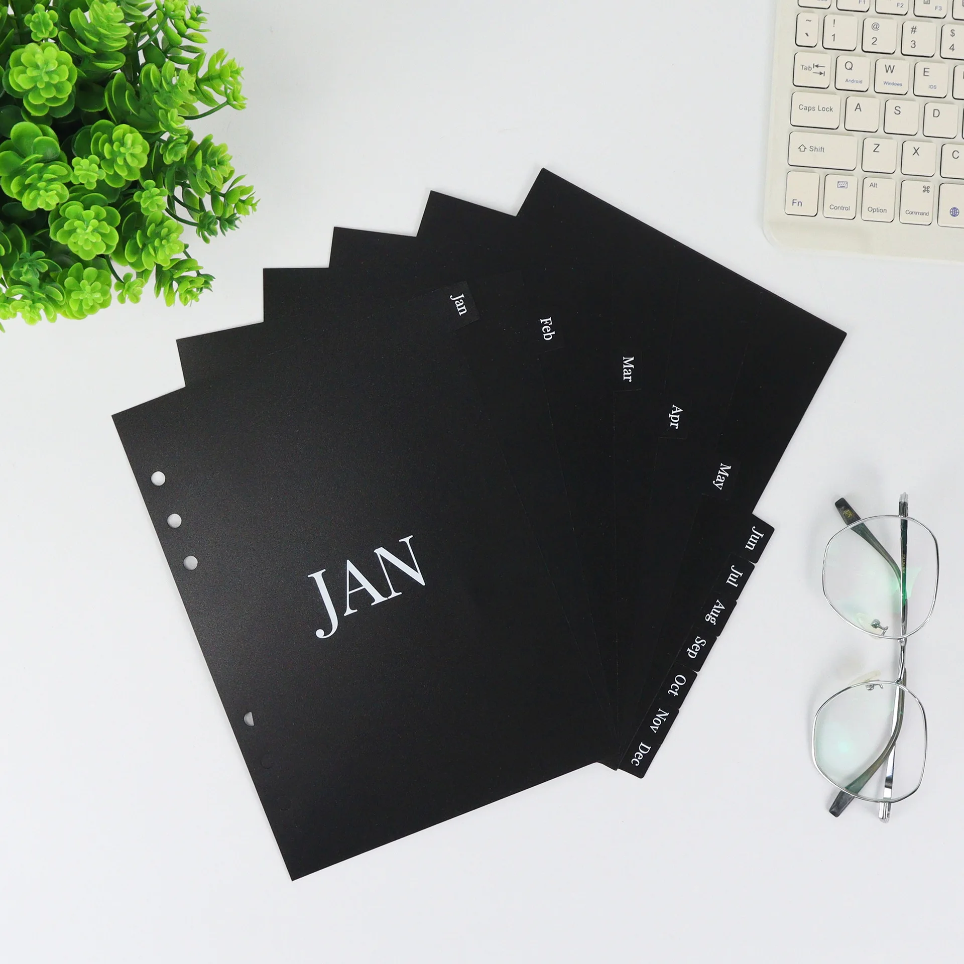 A5 12Pcs Frosted bBack Loose Leaf Separator PP Waterproof Double Printing Month Ivory White Index Page