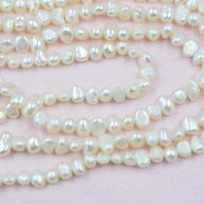 

The last group. 20 shares. 3-4MM natural baroque freshwater pearl. Loose bead (15inches)