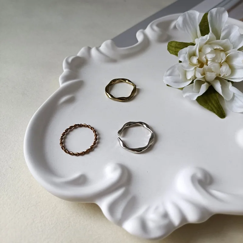 Jewelry display tray Gypsum tray European pattern irregular shallow plate jewelry necklace earrings photo display props view 3