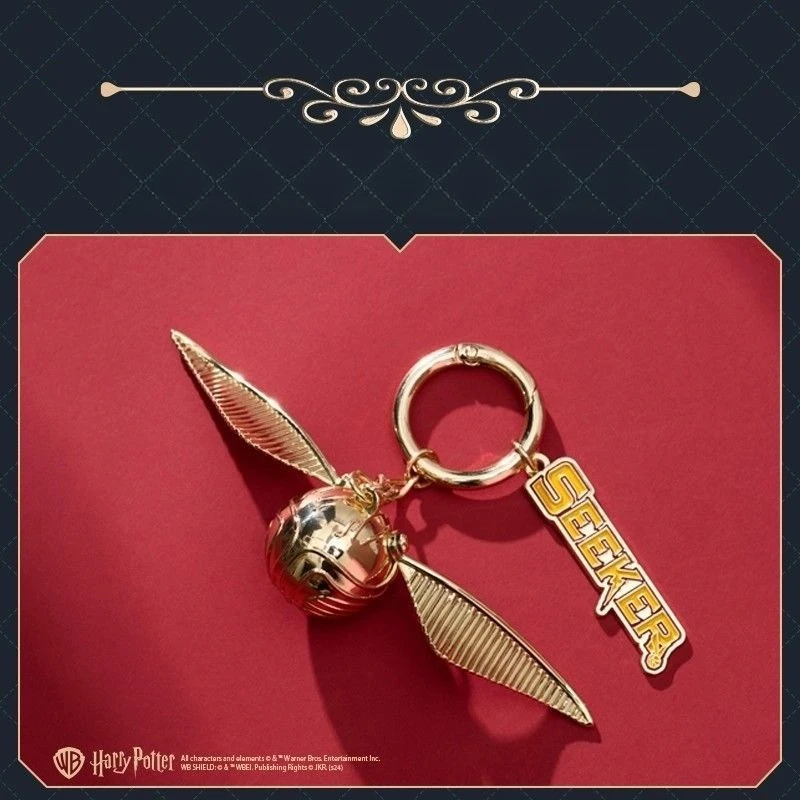 

Harry Potter Golden Snitch Keychain 3D Metal Quidditch Keyring with Movable Wings Collectible for Keys/Backpacks Alloy Durable