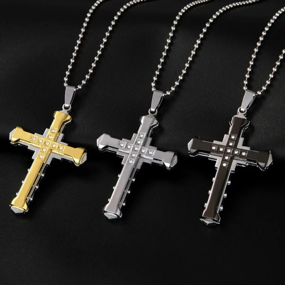 2026 Neuer Herren-Kristallkreuz-Jesus-Anhänger in Gold/Schwarz/Blau, Zirkonia-Kreuzanhänger-Halskette, Edelstahl-Schmuckgeschenke