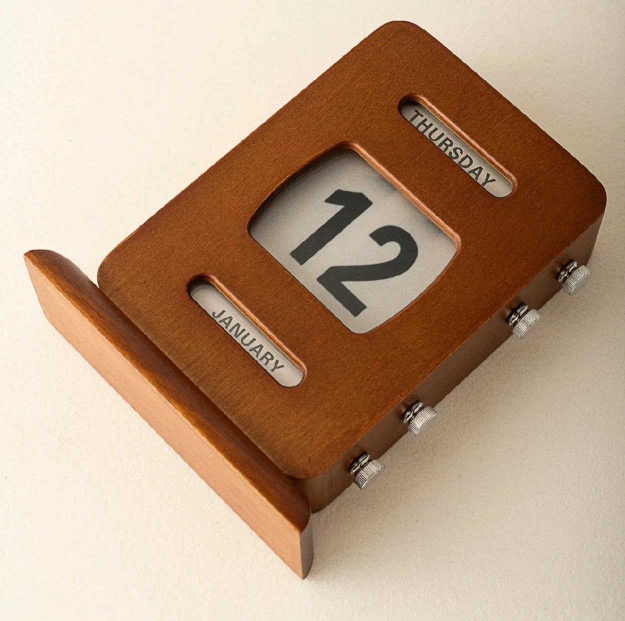 Retro Solid Wood Desk Calendar Light Luxury Ornament Manual Perpetual Calendar Office Desktop Decoration