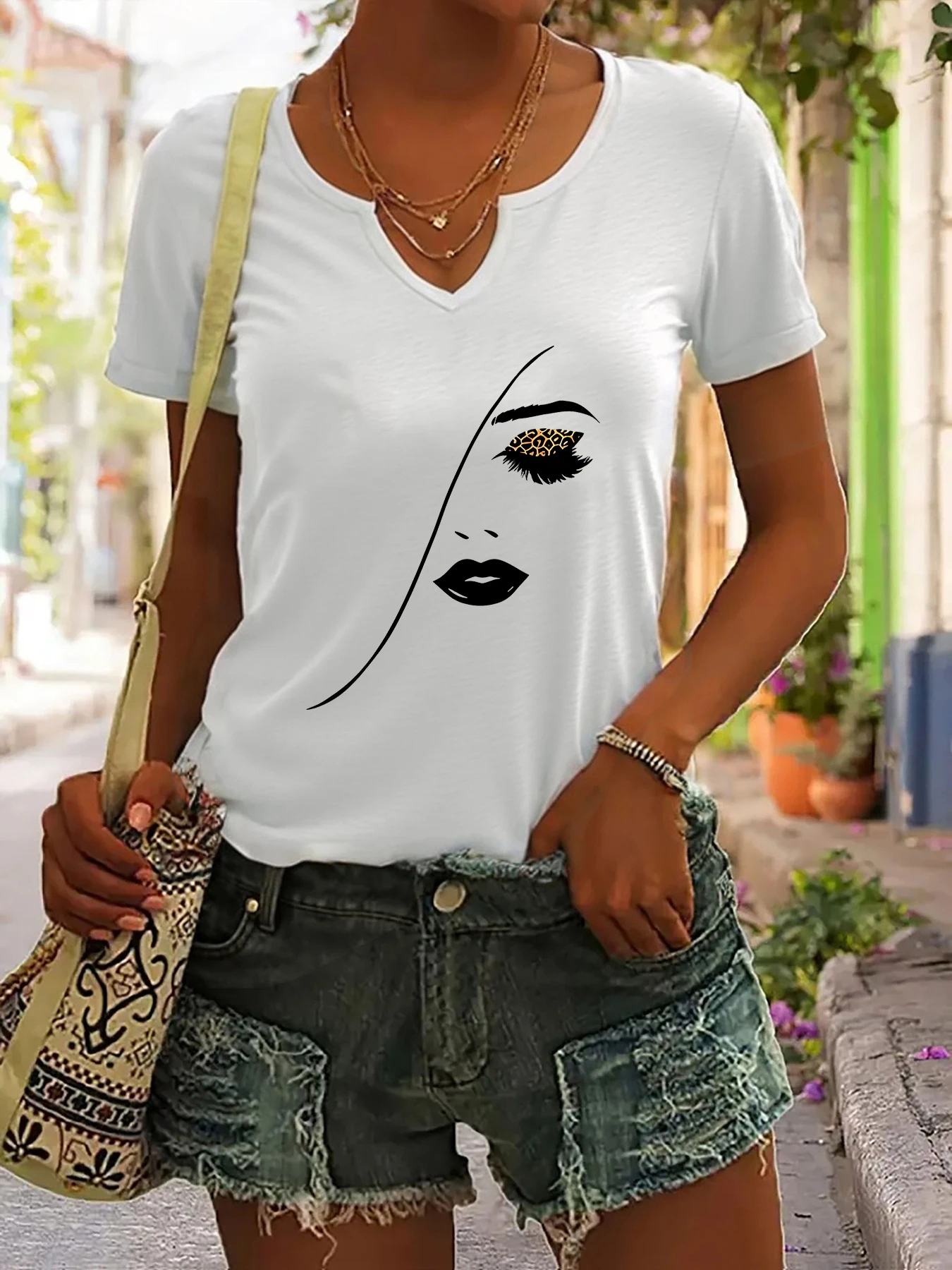 Women's Summer V-Neck Short Sleeve T-Shirt, Leopard Print Eye & Lip Face Line Art, Glamorous Aesthetic Casual Fashion Top