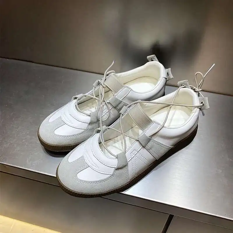 

НОВЫЕ повседневные кожаные женские кроссовки на массивном каблуке, эластичные роскошные дизайнерские повседневные кроссовки, модные универсальные женские туфли для подиума