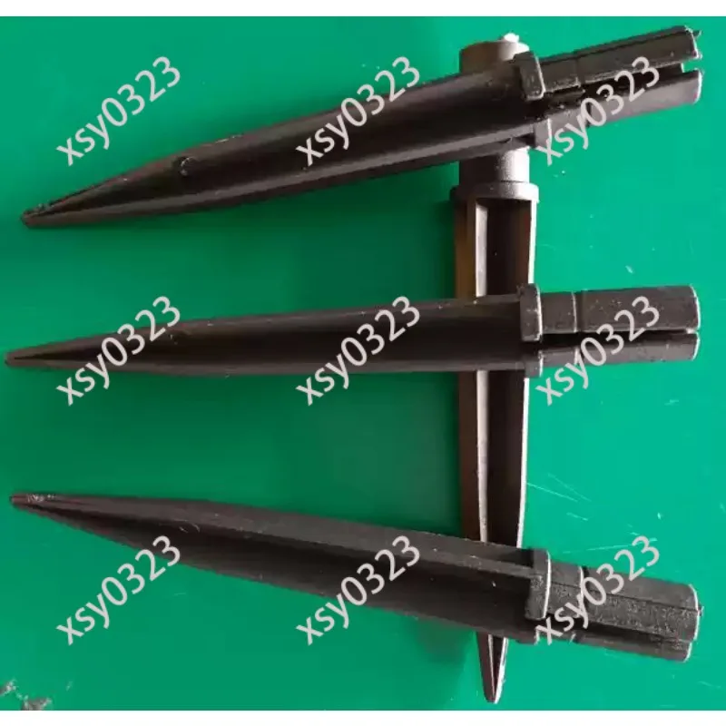 Lawn Lamp Ground Plug Accessories, 8mm 10mm Inner Diameter Wheat Ear Plastic Ground Spike for Outdoor Garden Light