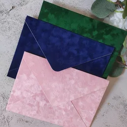 100pcs Delicate Buffing Pattern Velvet Envelopes for 5x7inch and 6x6inch Invitation Cards Custom Logo