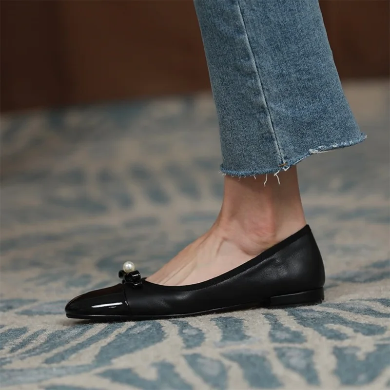 Basic Flat Shoes Woman RoundToe Ballet Flats Elegant Low Heel Simple Shoes French Style Real Leather Spring Autumn Flats