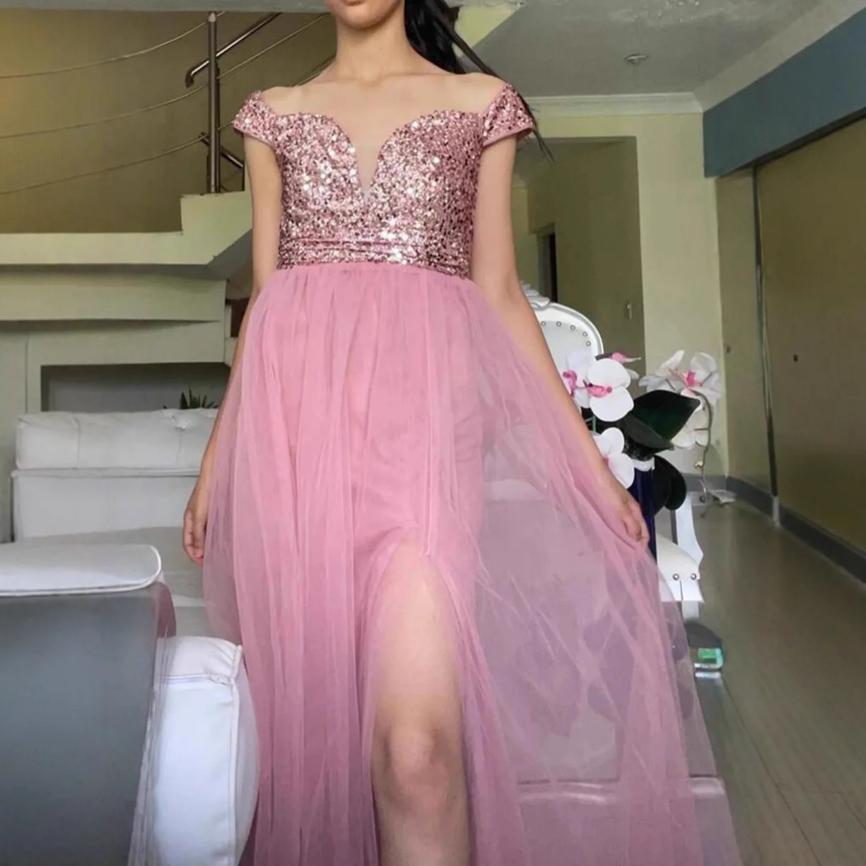 2025, ärmelloses, fließendes Abend- und Bankettkleid mit geteilten Pailletten, transparentes Abendkleid