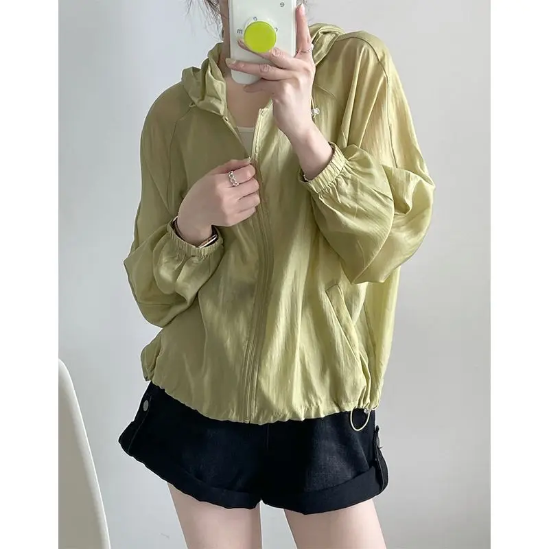 

Sun Protection Clothes for Women in Summer Thin Outdoor Breathable and Versatile Sun Protection Clothes Oversize Bat Sleeve Top