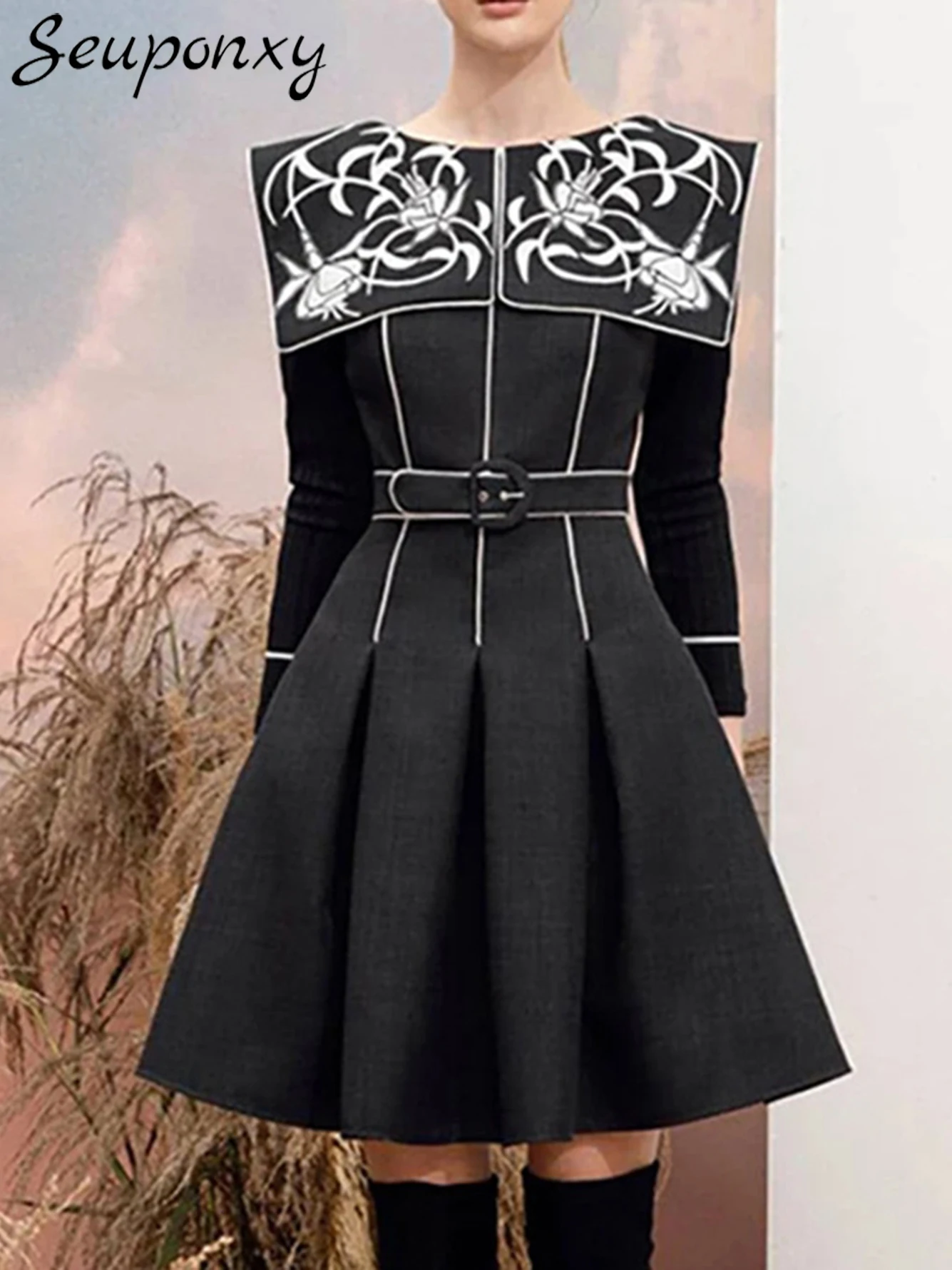 

High Quality Women'S Sexy Long Sleeved Lapel Retro Heavy Industry Flower Embroidered Ruffle Edge Celebrity Party Mini Dress