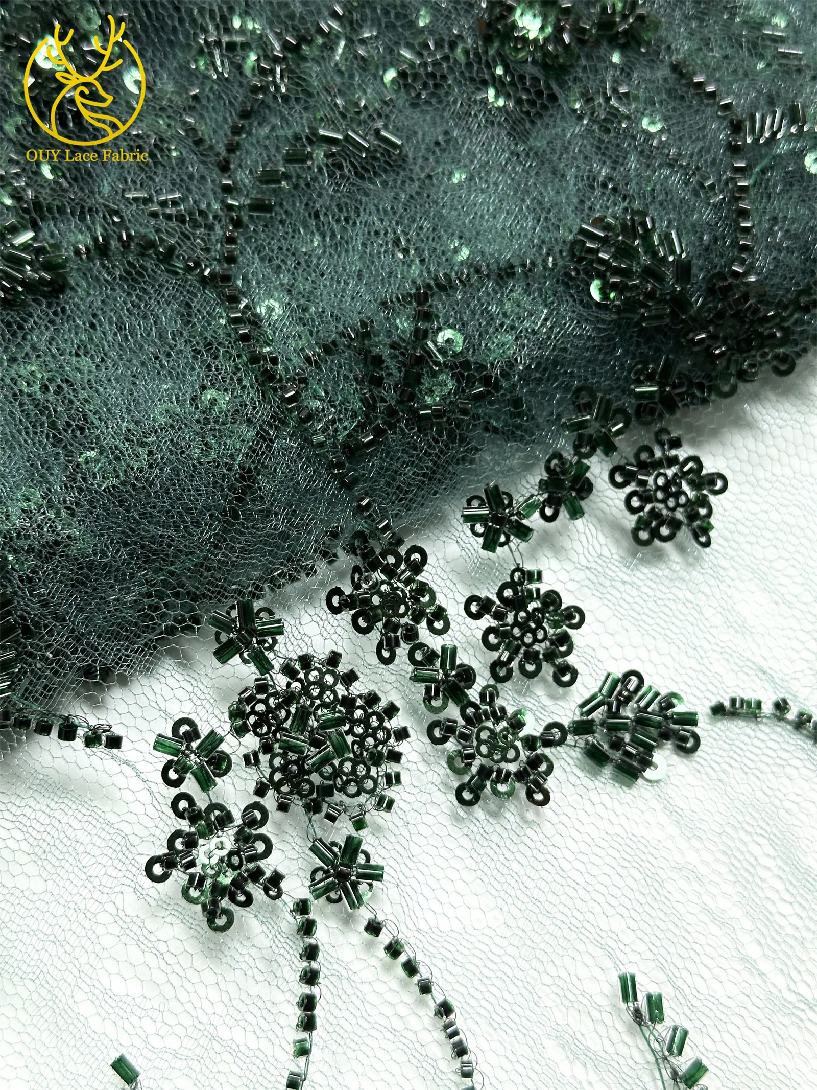 Bestseller Afrikanischer Spitzenstoff 2026 Französische Bräutigam-Stickerei Perlenverzierter Spitzenstoff Nigerianische Pailletten-Spitze für Hochzeits- und Partykleider – Detail 15