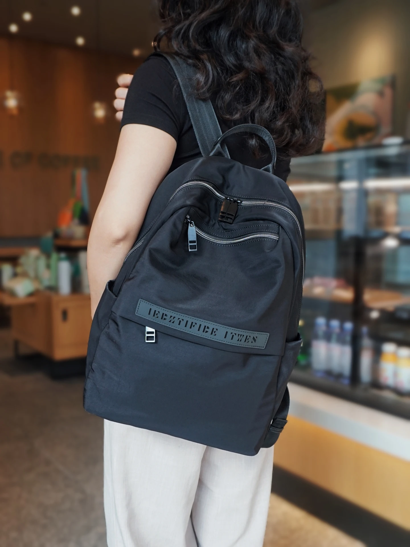 new-2026-women's-nylon-casual-commuter-travel-backpack-lightweight-waterproof-multi-pocket-large-capacity-shoulder-bag