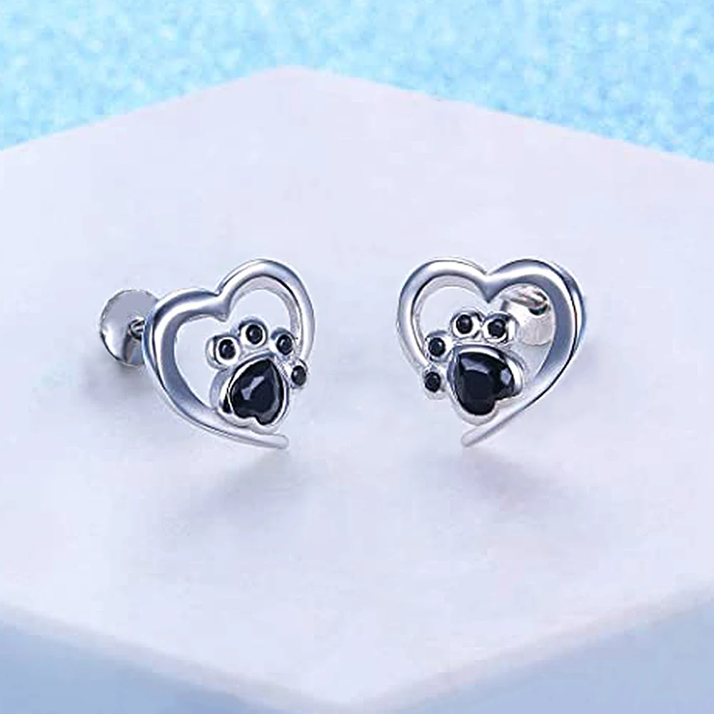 Huitan Cute Animal Cat Dog Footprints Shape Stud Earrings for Women Silver Color Heart Love Earrings Fashion Versatile Jewelry