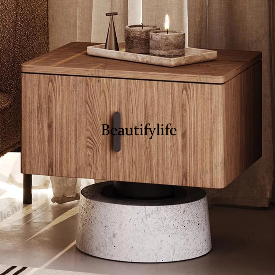 Italian minimalist style solid wood bedside table modern simple square locker high-end drawer design corner few