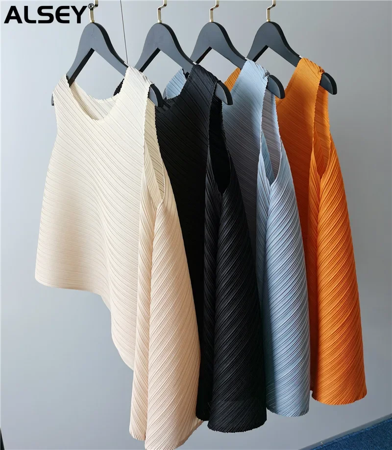 

ALSEY Miyake Tops Women Pleated Irregular Round Neck Sleeveless T-Shirt Loose Solid Color Women Casual Kawaii Clothes 2024Summer