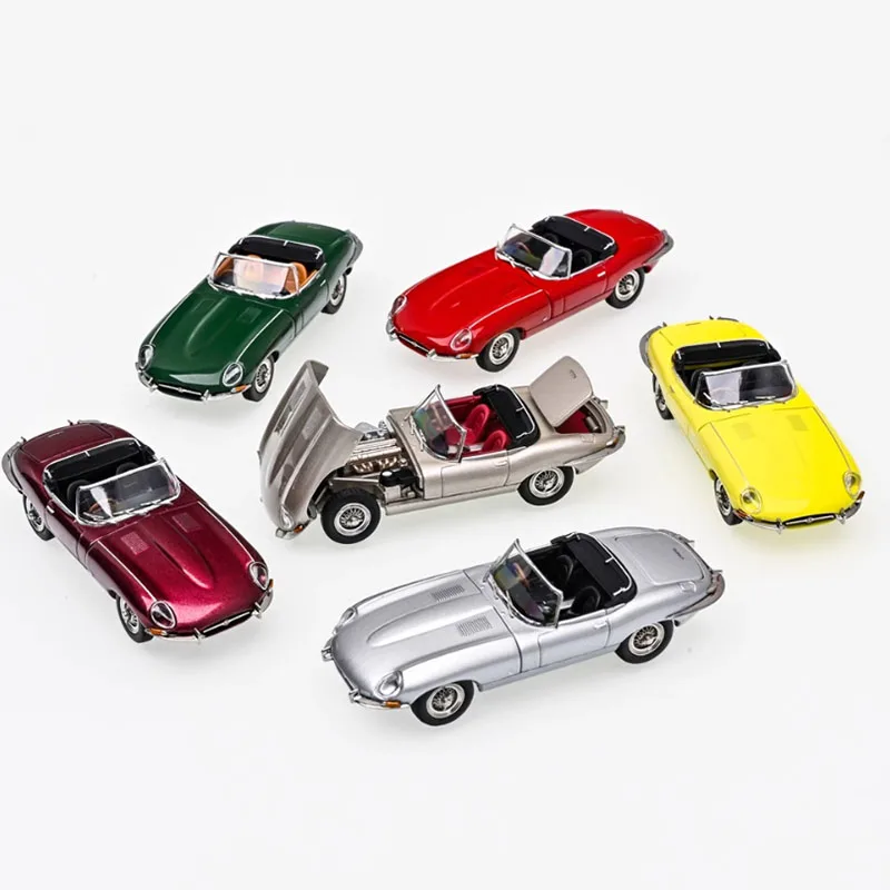 GFCC 1:64 Scale 1961 Jaguar E-Type Open Car Alloy Simulation Car Model Classic Adult Souvenir Gift Static Display