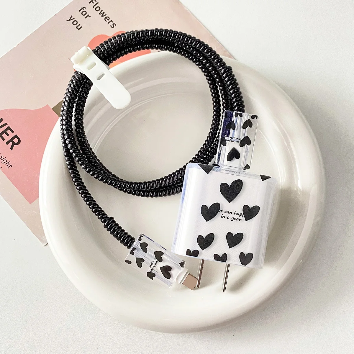 Clear Heart Pattern Charger Protector Cable Data Organizer For iPhone 17 16 15 14 11 13 18W/20W TPU Charging Protection Cover