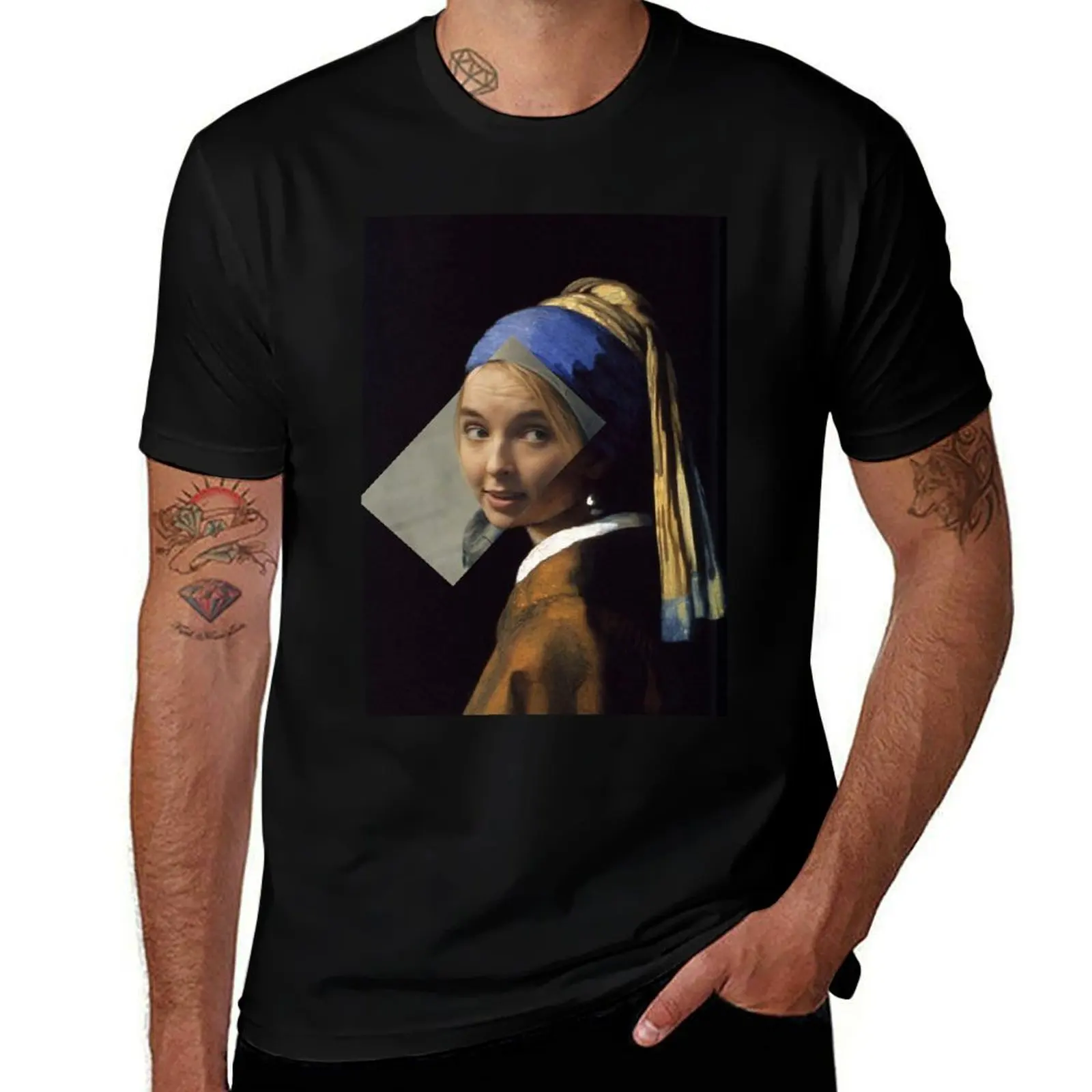 Villanelle with a pearl earring T-Shirt Vintage Print Crew Neck Tee T-Shirt