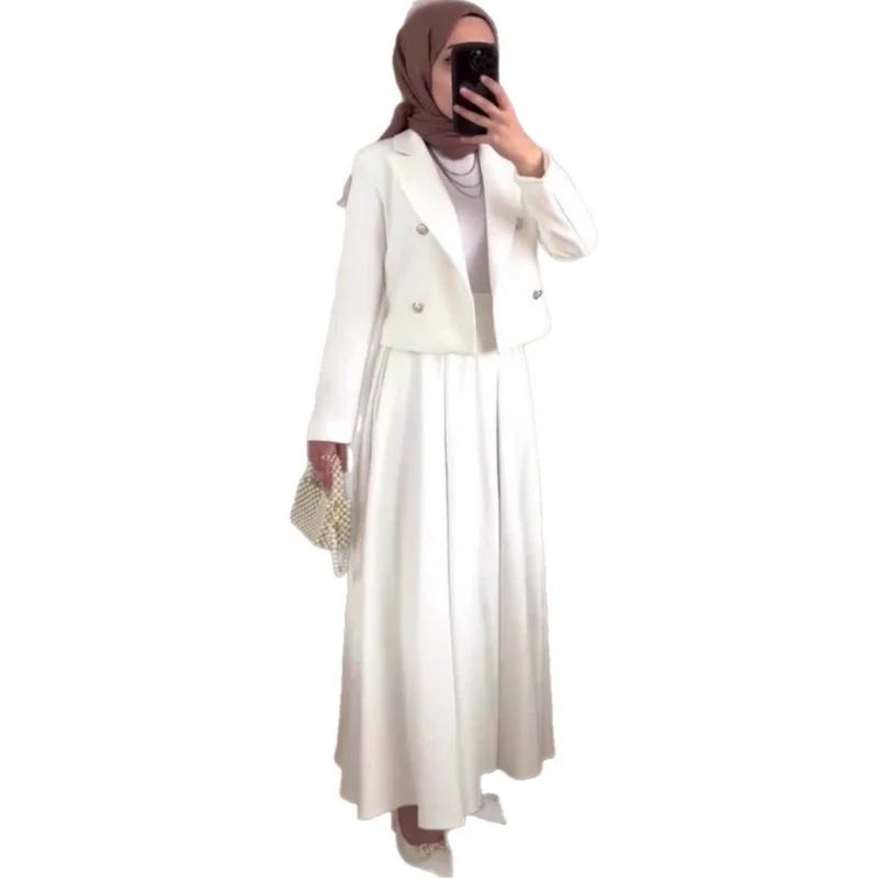 مجموعة فستان طويل أنيق بأكمام طويلة لخريف 2025