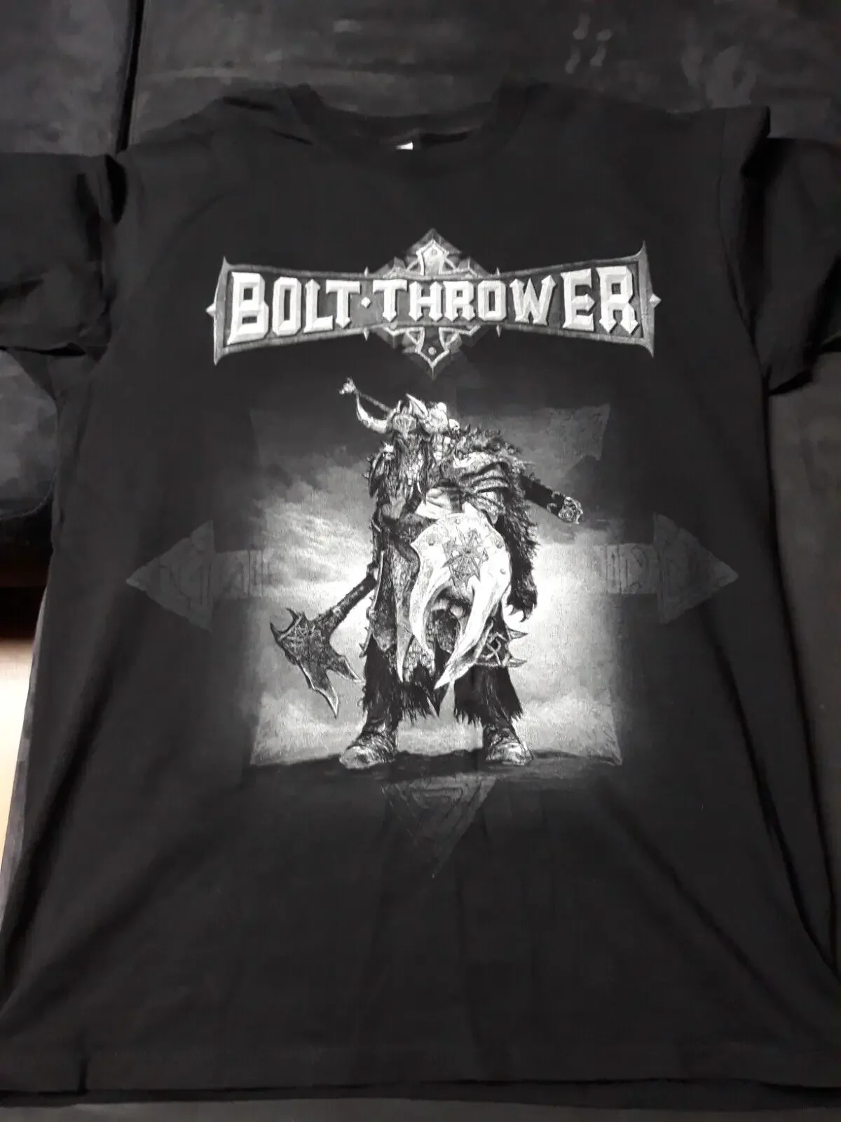 Bolt Thrower Size Medium Suffocation Cannibal Corpse Carcass Entombed T-Shirt