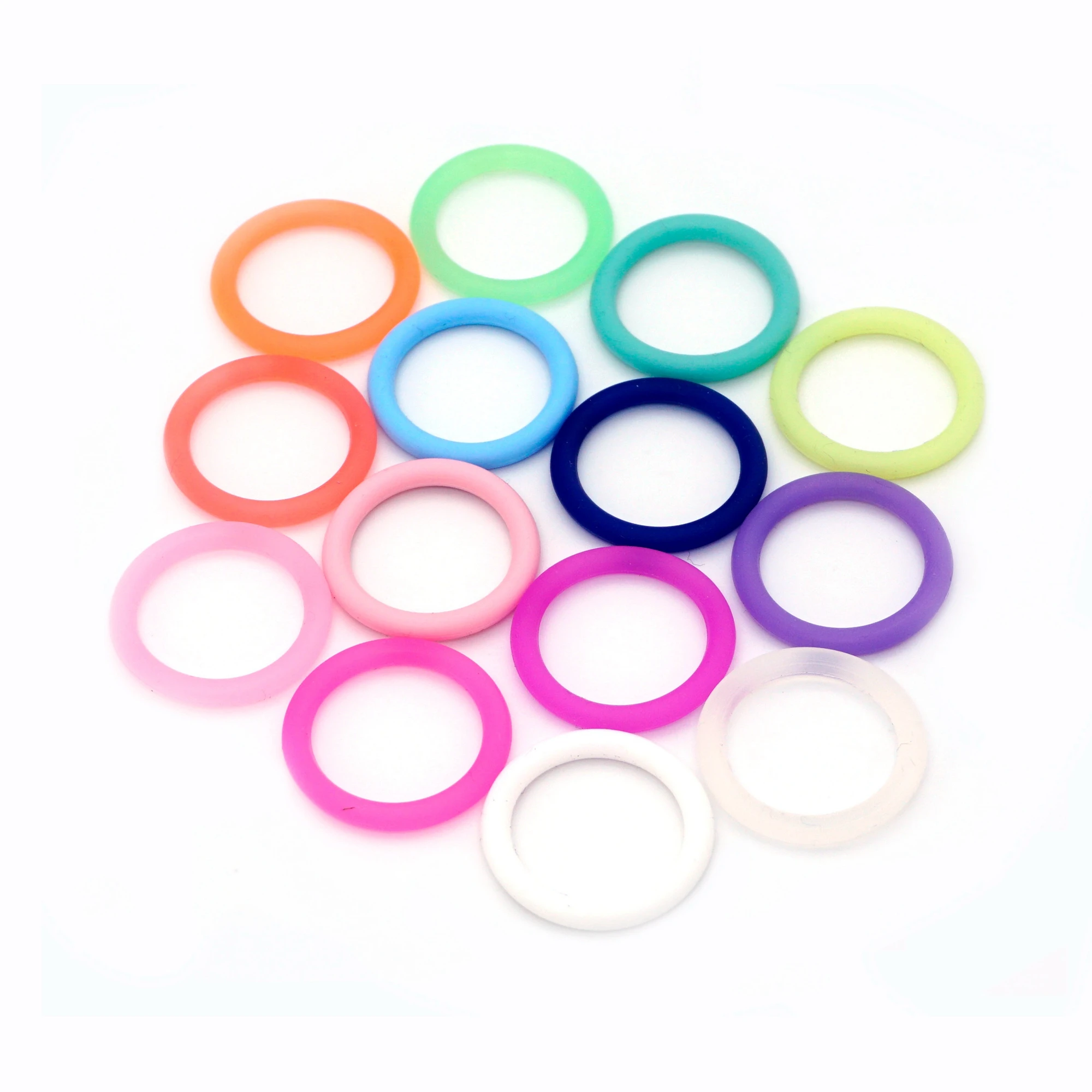 Sutoyuen 500Pcs 28mm Clear Silicone O Rings DIY Baby Pacifier Soother/ Dummy / Nuk / MAM Pacifier Clip Adapter Holder  BPA Free