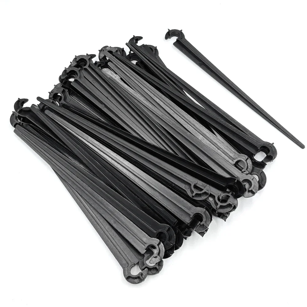 50Pcs Irrigation Drip Support Stakes C- Shape Fixed Stems Holder Bracket for 4/7mm Drip Irrigation Pipe Inserting Ground