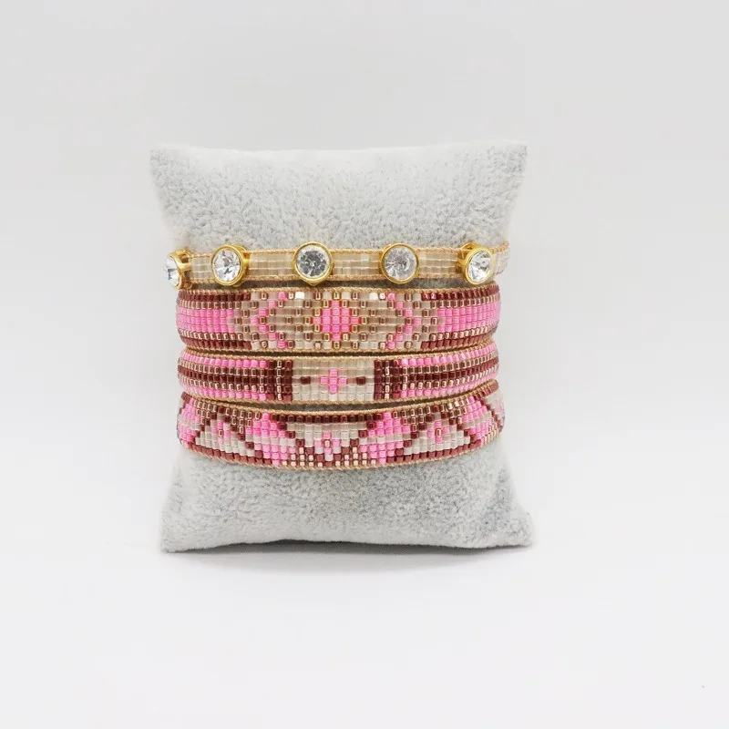 Pink Rice Bead Bracelets For Women Geometry Stackable Rhinestone Strand Bracelet Set Simple Boho Jewelry Fashion Jewelry Gift