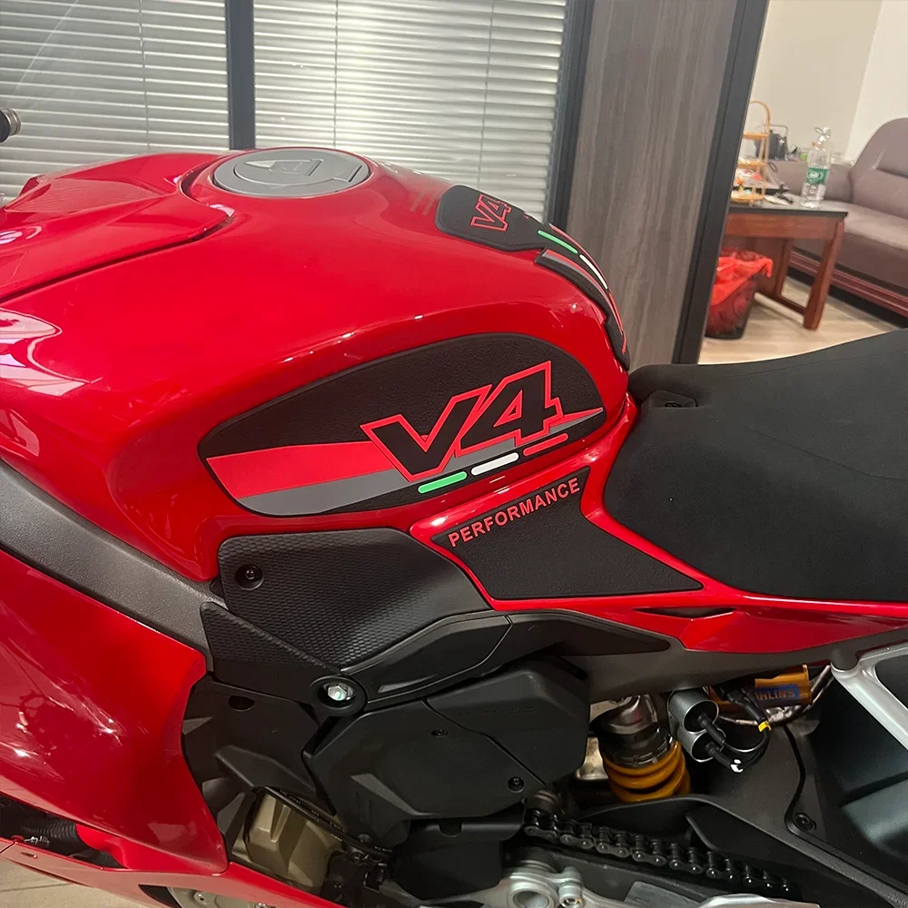 For Ducati Panigale V4 V4S Street Fighter V4/S 2025 Motorcycle Non-slip Rubber Fuel Tank Anti-slip protective Stickers  Decals