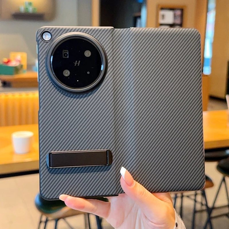 

For Oppo Find N6 Case Carbon Fiber Pattern PU Leather Firm Metal Stand Raised Camera Lens Bezel Protection Flip Cover