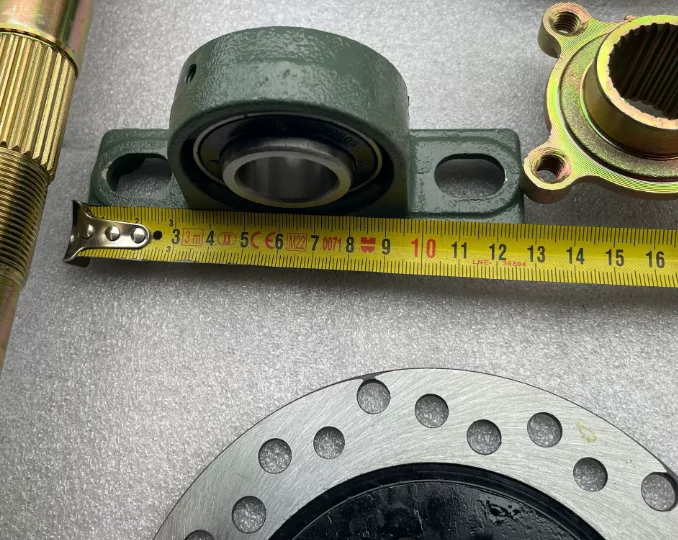 

Kart Accessories Rear Axle Rear Axle Assembly Brakes with 6-inch Tires