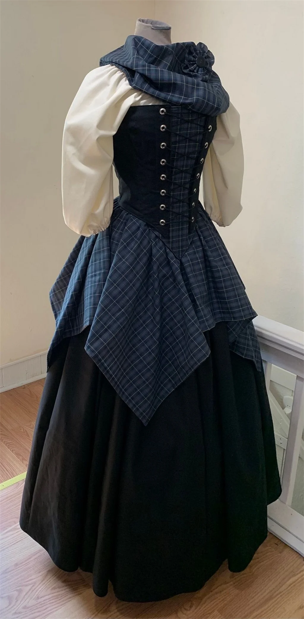 Renaissance Highland Plaid Lass Costume Ball Gown Outlander Claire Fraser Cosplay Scottish Dress Gown With Scarf Set Custom