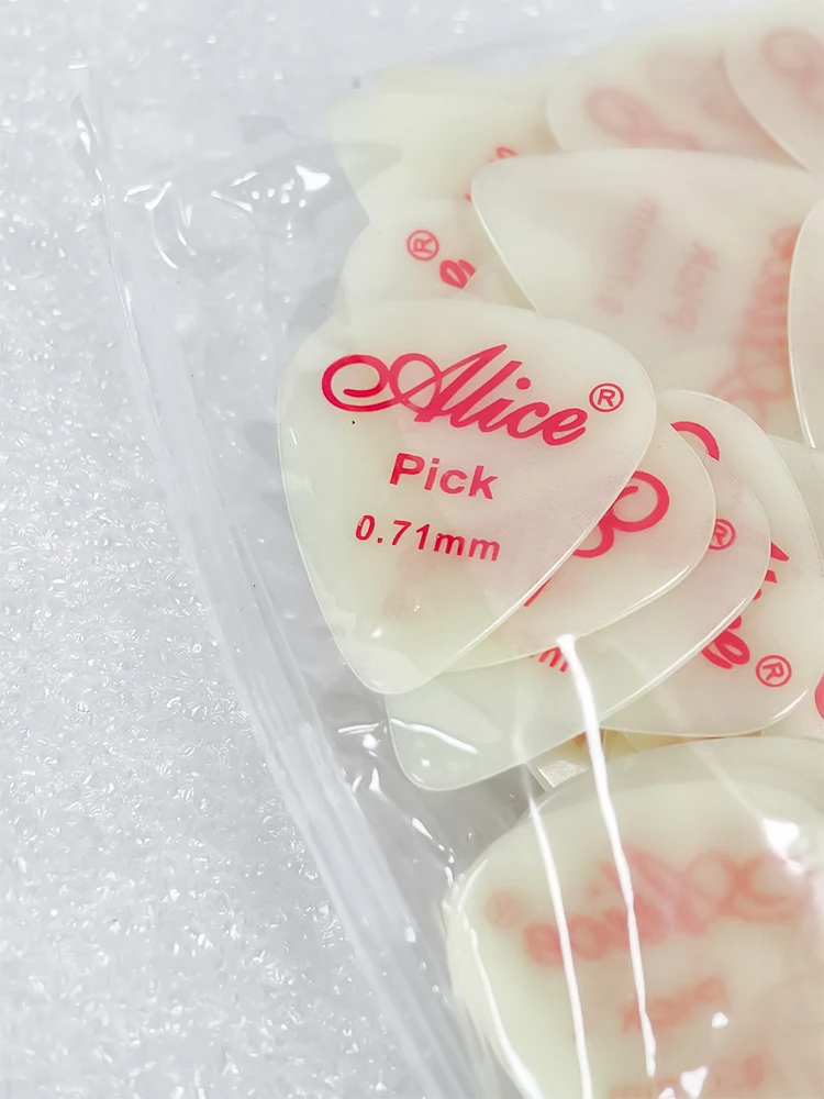 100pcs Alice Luminous Celluloid Guitar Picks 0.46/0.71/0.81mm for Bass Acoustic Electric Guitar Accessories