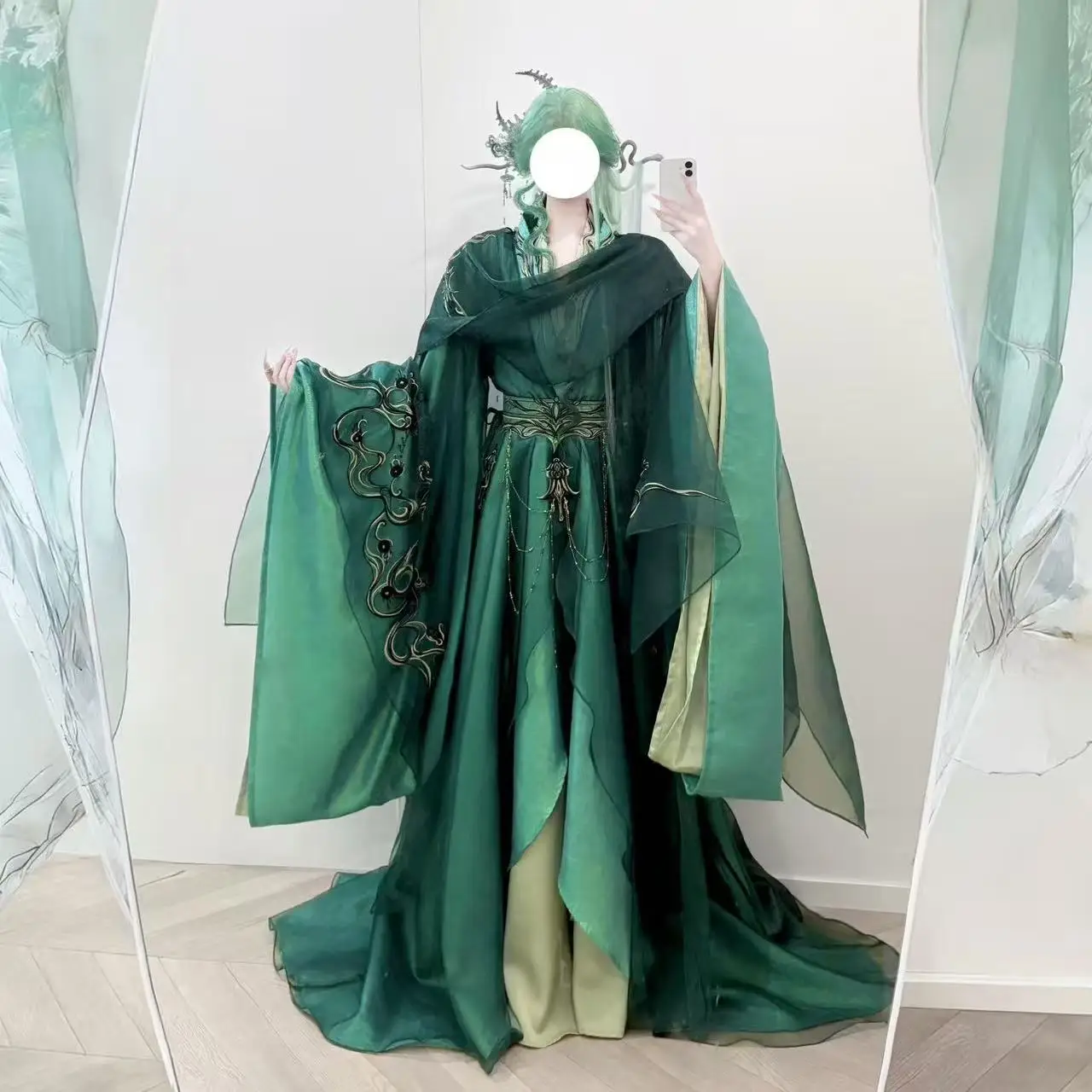 Halloween Series Hanfu Men Women Traditional Chinese Embroidered Clothing Green Heavy Industry Woven Robe Event Cosplay Costumes