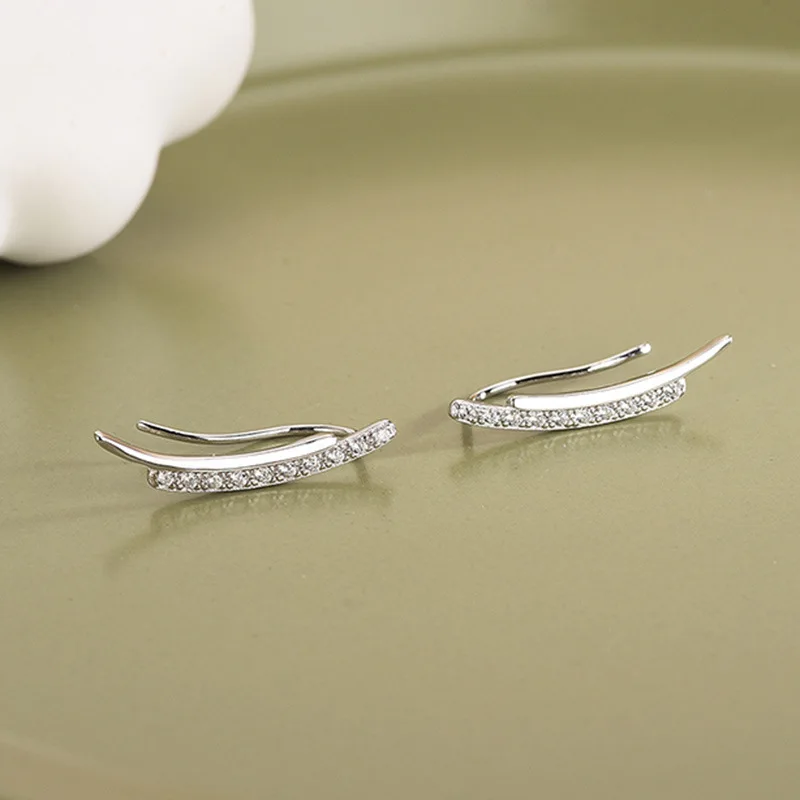 Minimalist Design and Double-layer Shiny Diamond Inlaid Accessories, New Fashionable Niche Curved Smile Women's Earrings