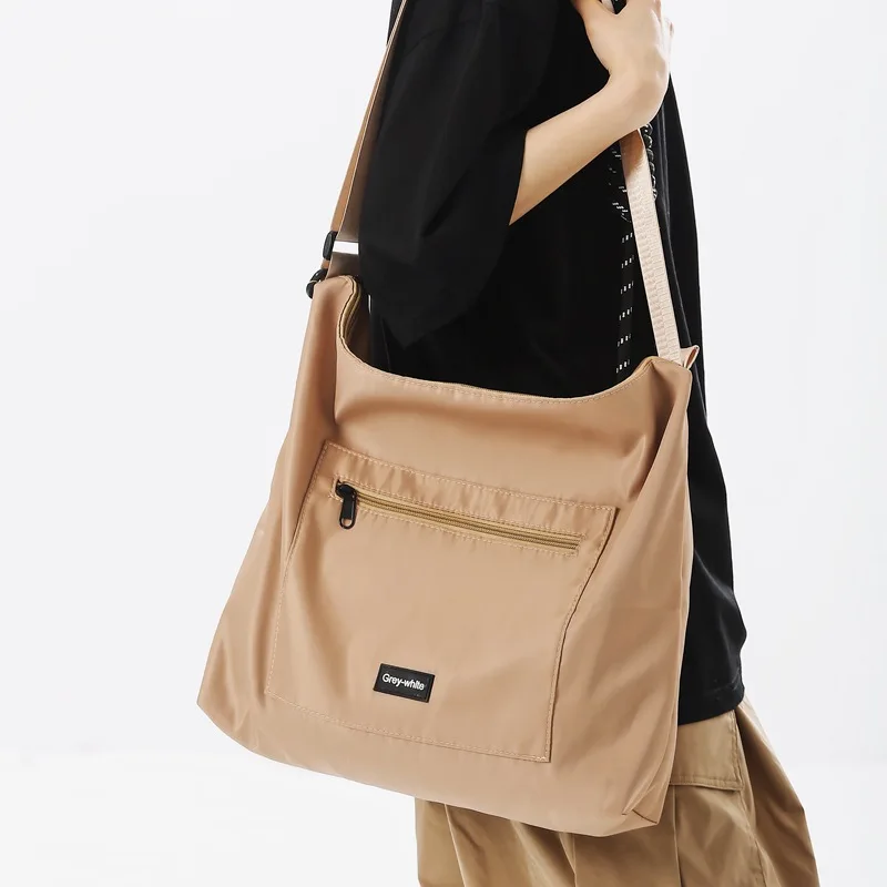 Tide Cool Big Satchel Hong Kong Style Neutral Locomotive Japanese  Korean Casual Couple Shoulder Large Capacity Women's Bag