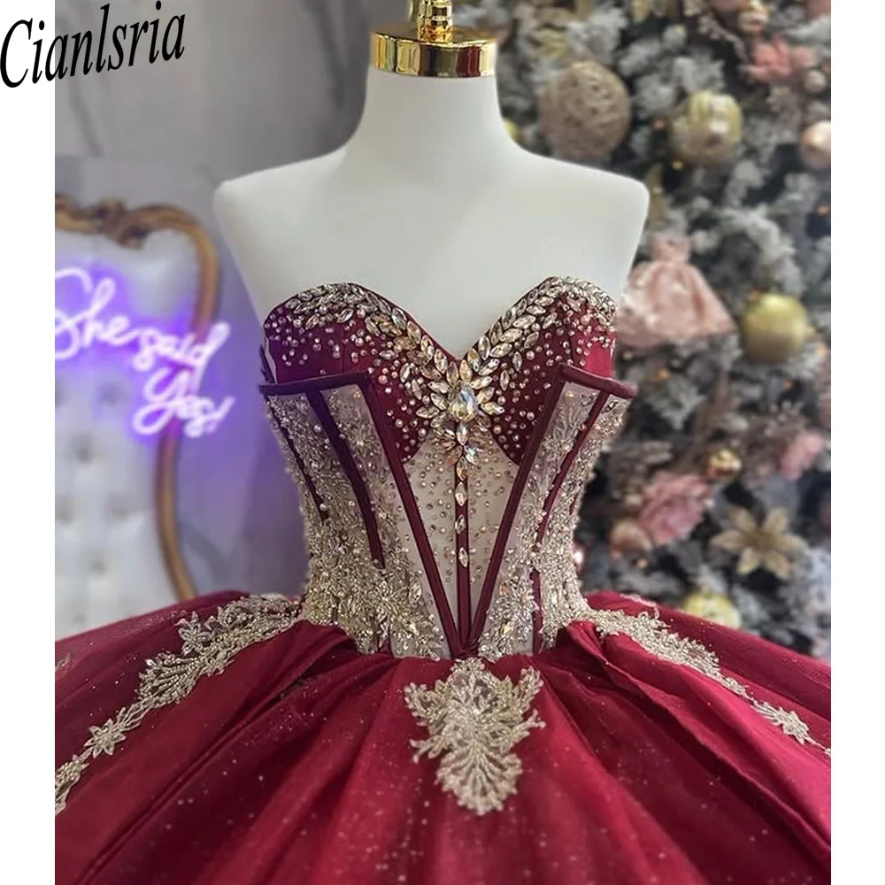 

Роскошное бордовое платье Quinceanera с открытыми плечами и аппликацией из тюля с цветочными бусинами Vestidos 15 De XV Años XV Платье Brithday Sweet 16