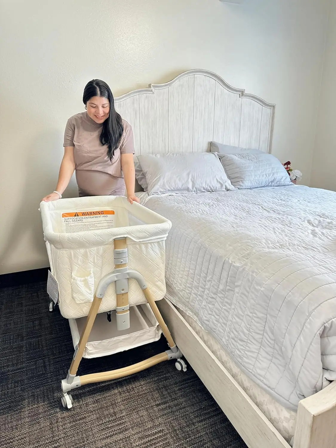 Cuddly 3 in 1 Baby Bassinet Bedside Sleeper, 5 Position Adjustable, Includes Mosquito Net, Mattress, Anchor Strap