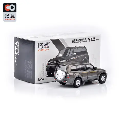1:64 PAJERO modellbil i legering och plast, gjuten 12 best sales Pajero-leksak - №3