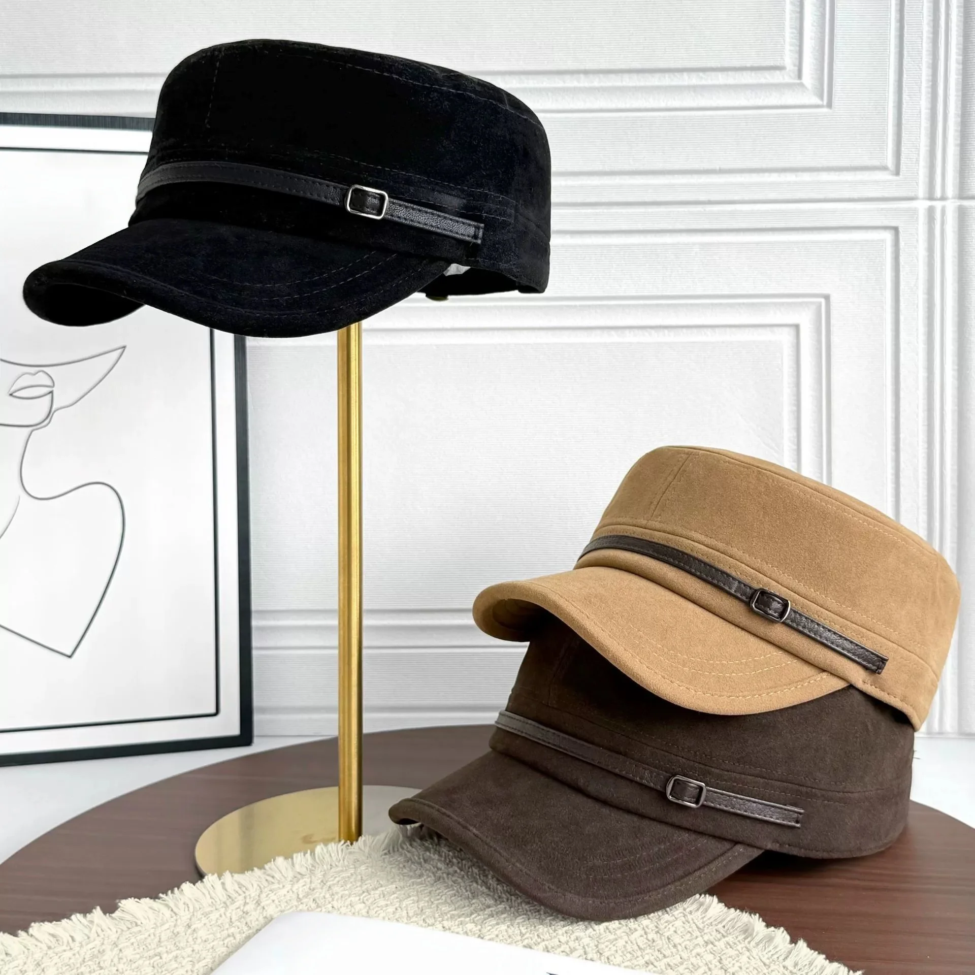 Fall Women’s Military-Style Corduroy Flat-Top Hats, Retro Riding Hats—Warm, Sun-Protective, Versatile Baseball Caps