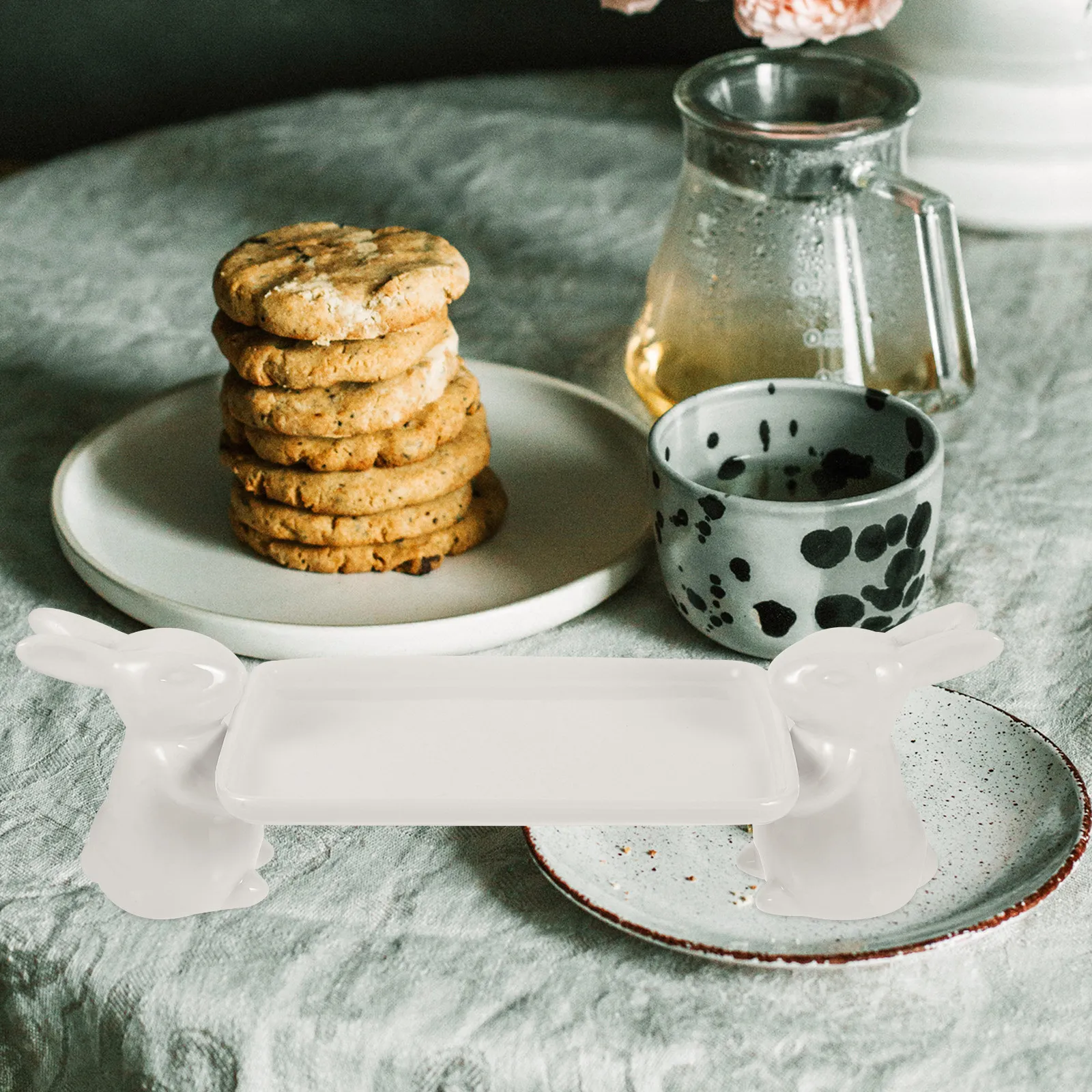 Ceramic Fruit Tray Cartoon Bunny Design Snack Dish Candy Container Dessert Plate Decorative Food Serving Tray Serving Plate