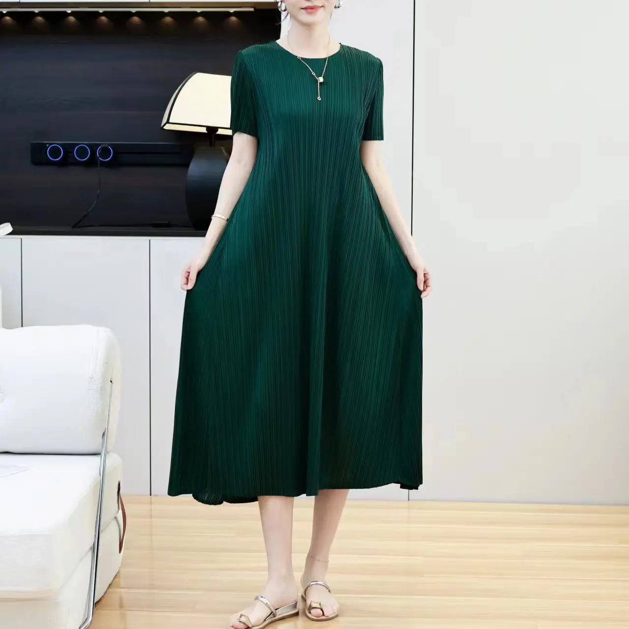 Pleat Vest Skirt A Word Long dress Summer 2023 New Elegant Slimming Dress Elegant Temperament Younger