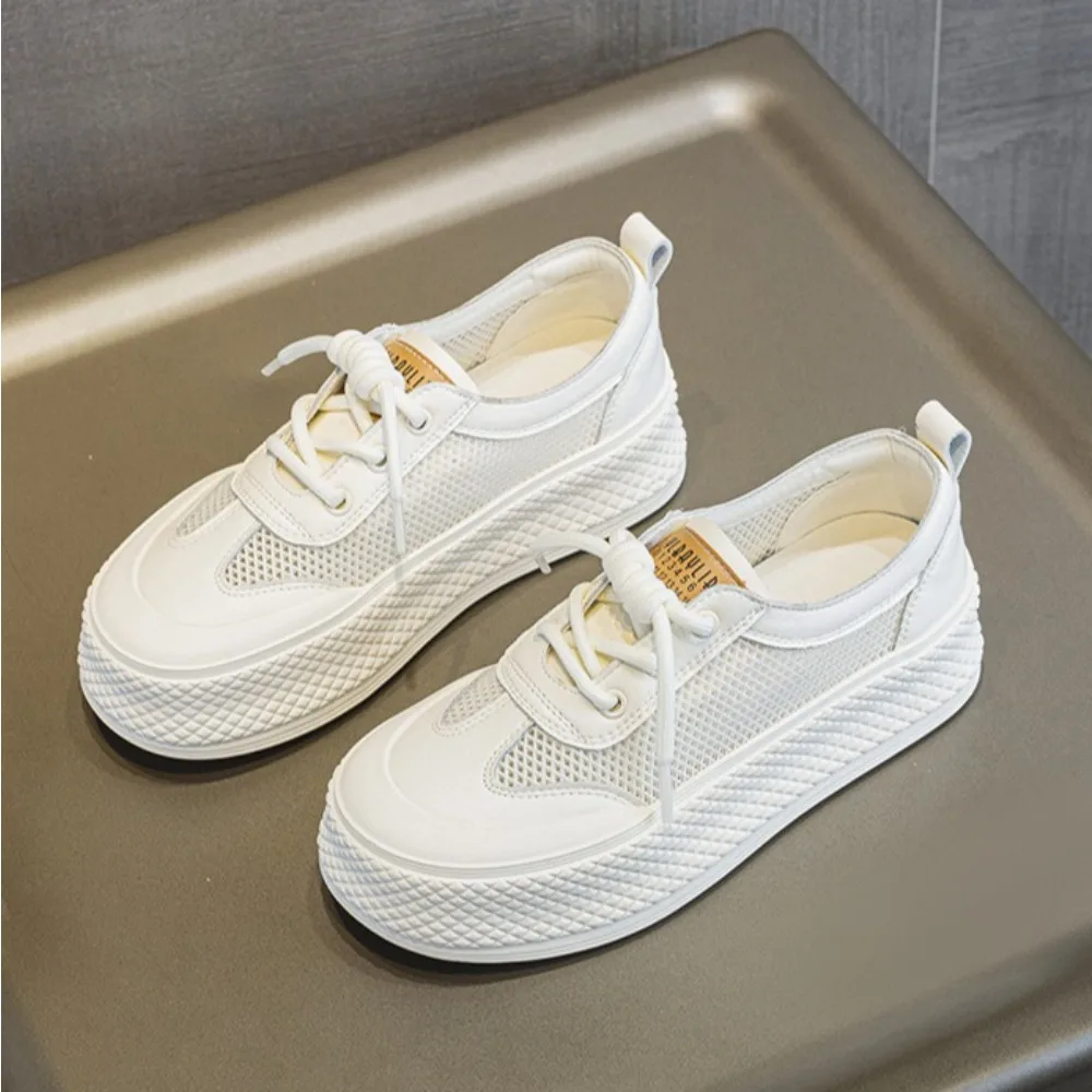 

Женские кроссовки, весна-лето 2024, новые однотонные повседневные универсальные дышащие кожаные сетчатые женские туфли на толстой подошве