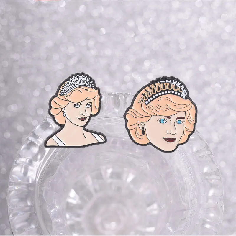 Character Brooches Cartoon Crowns Diana Metal Badges Small Gifts Wholesale Hat Pins for Caps Backpack Pin Brooch Lapel Backpacks