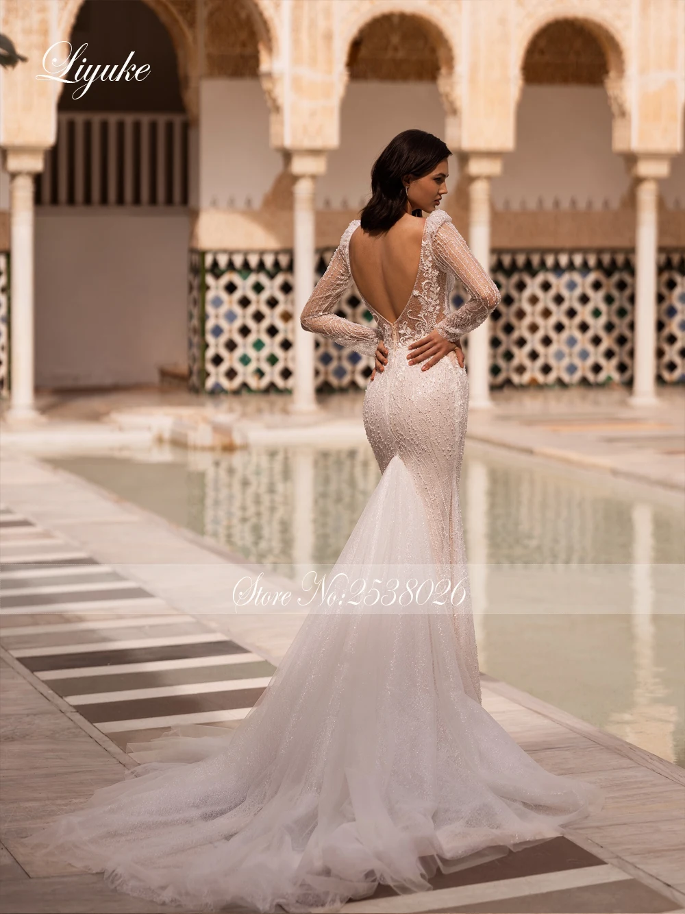 Liyuke Shiny Beading Lave V-Neck Mermaid Women Wedding DressesFull Sleeves Backless Appliques Trumpet Bridal Gowns