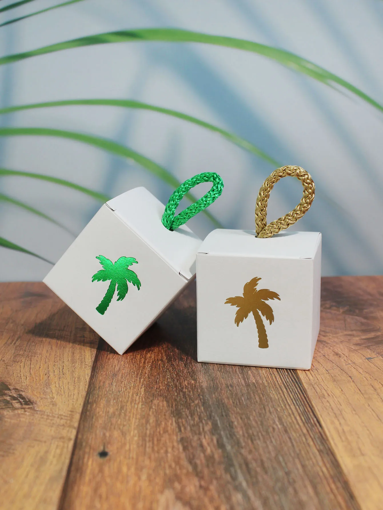 Small box Coconut Palm Tree Candy Boxes  Gift Boxes  Party Decoration Supplies Birthday Wedding Give The Party a Unique Flavor ﻿
